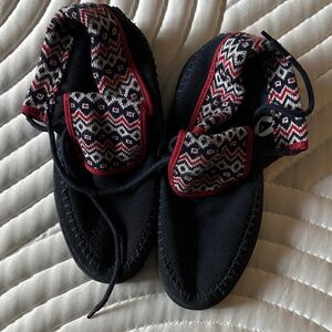 Vans Navy Blue and Red Moccasins